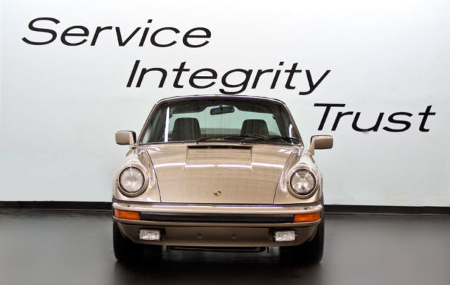 1982 Porsche 911 SC TARGA - photo 5