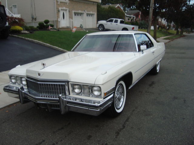 SHOW QUALITY SHARPEST ONE OUT THERE BEST COLOR COMBO LAZER STRAIGHT ONE OF KIND 1973 Cadillac DeVille