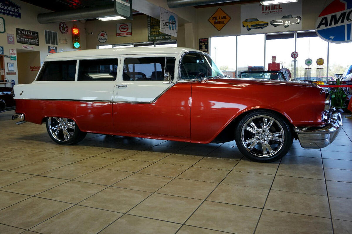 1955 Pontiac Chieftain 2-Door Wagon - photo 10