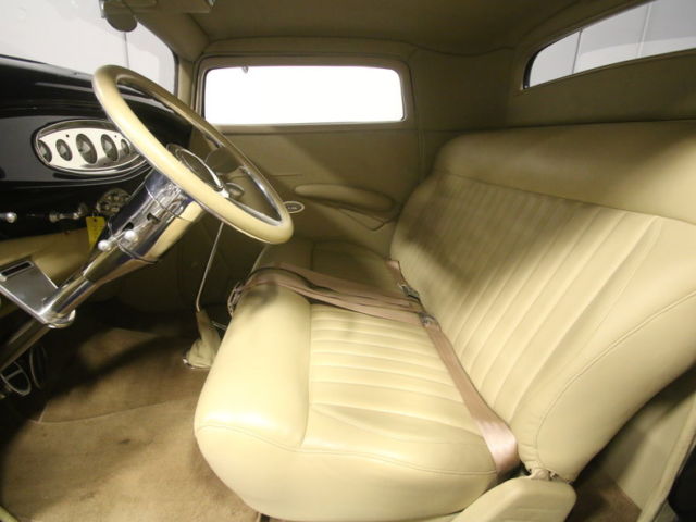 1932 Ford Coupe - photo 4
