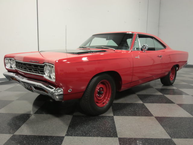 SHOW-STOPPER, SIX-FIGURE BUILD, CRATE 426 HEMI, TORQUEFLIGHT, 500 MILES ON RESTO 1968 Plymouth Road Runner