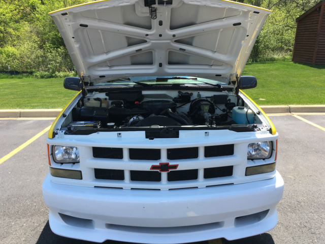 1994 Chevrolet Silverado 1500 SHOW TRUCK - photo 13