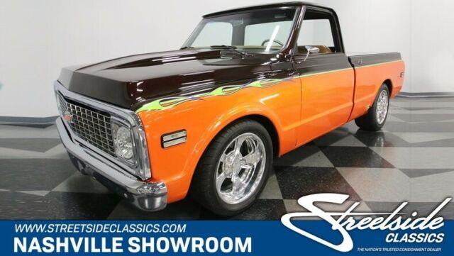 showcar restomod classic pickup truck 1972 Chevrolet C-10 Custom