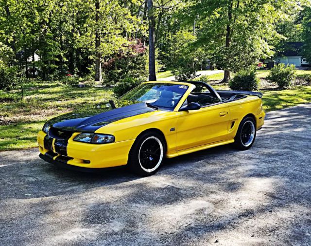 Showroom fully built 94 mustang gt conv, forged and super clean. $28k in build 1994 Ford Mustang gt