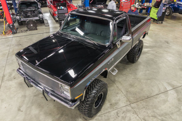 1987 GMC Sierra 1500 4X4 Pickup - photo 4