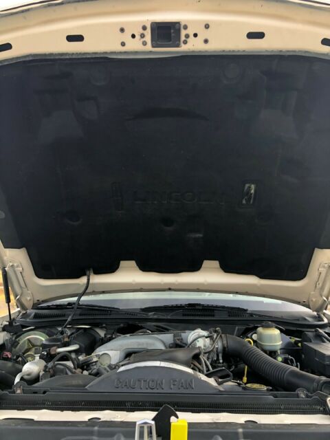 1990 Lincoln Town Car - photo 11