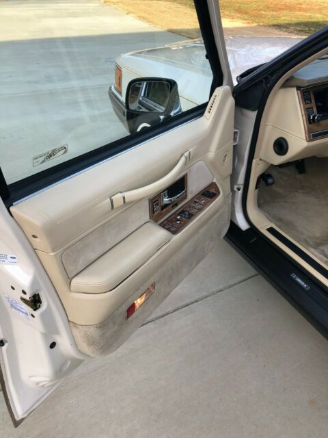 1990 Lincoln Town Car - photo 12