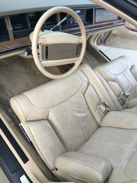 1990 Lincoln Town Car - photo 13