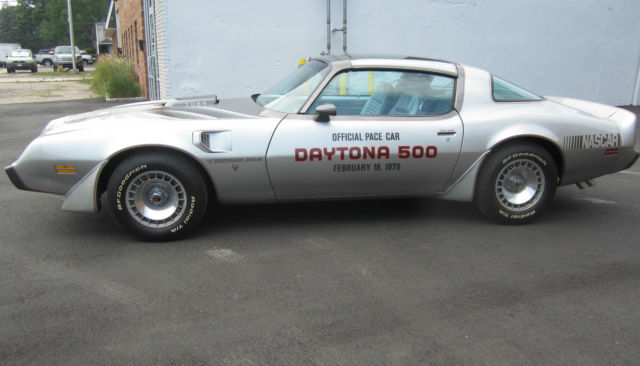 1979 Pontiac Trans Am 4 SPEED SILVER ANNIVERSARY