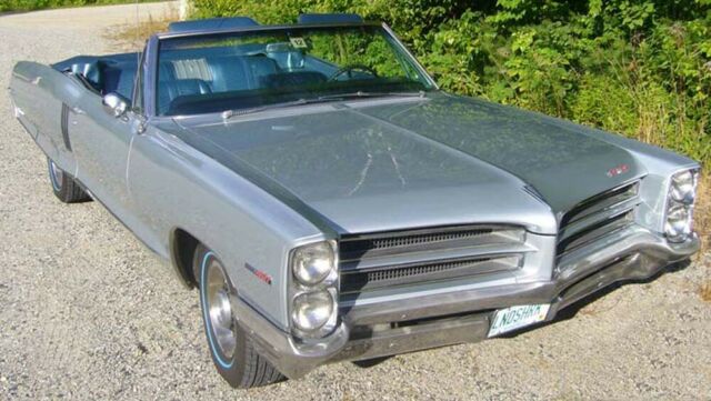 1966 Pontiac 2 + 2 - photo 2