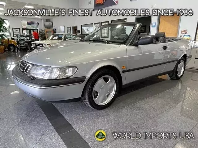 SILVER 1994 SAAB 9-3 900SE TURBO CONVERTIBLE - (COLLECTOR SERIES) 1994 SAAB 9-3 900SE TURBO CONVERTIBLE - (COLLECTOR SERIES)