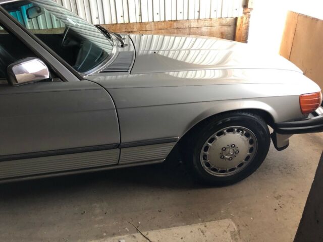 1988 Mercedes-Benz SL-Class 560SL - photo 6