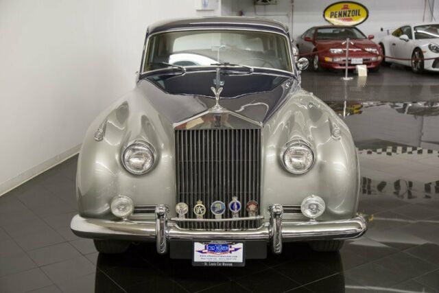 1961 Rolls-Royce Silver Cloud II -- - photo 4