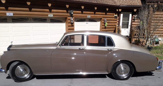 1962 Rolls-Royce Silver Cloud Radford conversions