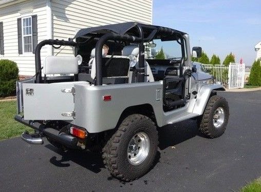 1978 Toyota FJ Cruiser Black - photo 5