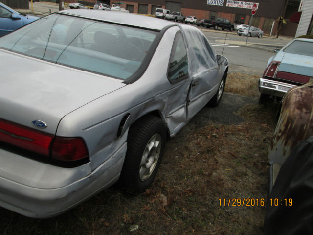1994 Ford Thunderbird - photo 5