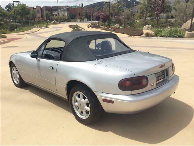 1990 Mazda MX-5 Miata -- - photo 9