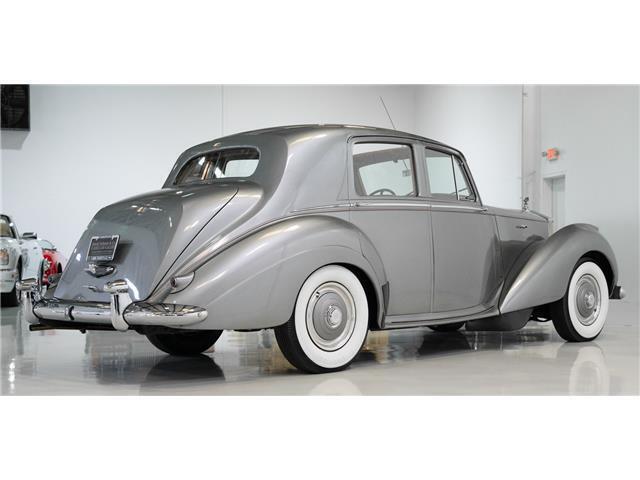 1953 Rolls-Royce Silver Dawn Saloon - photo 10