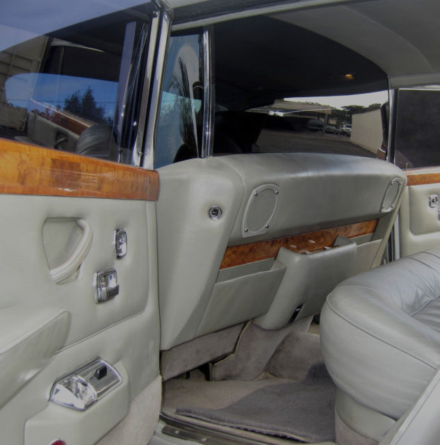 1973 Rolls-Royce Silver Shadow - photo 4