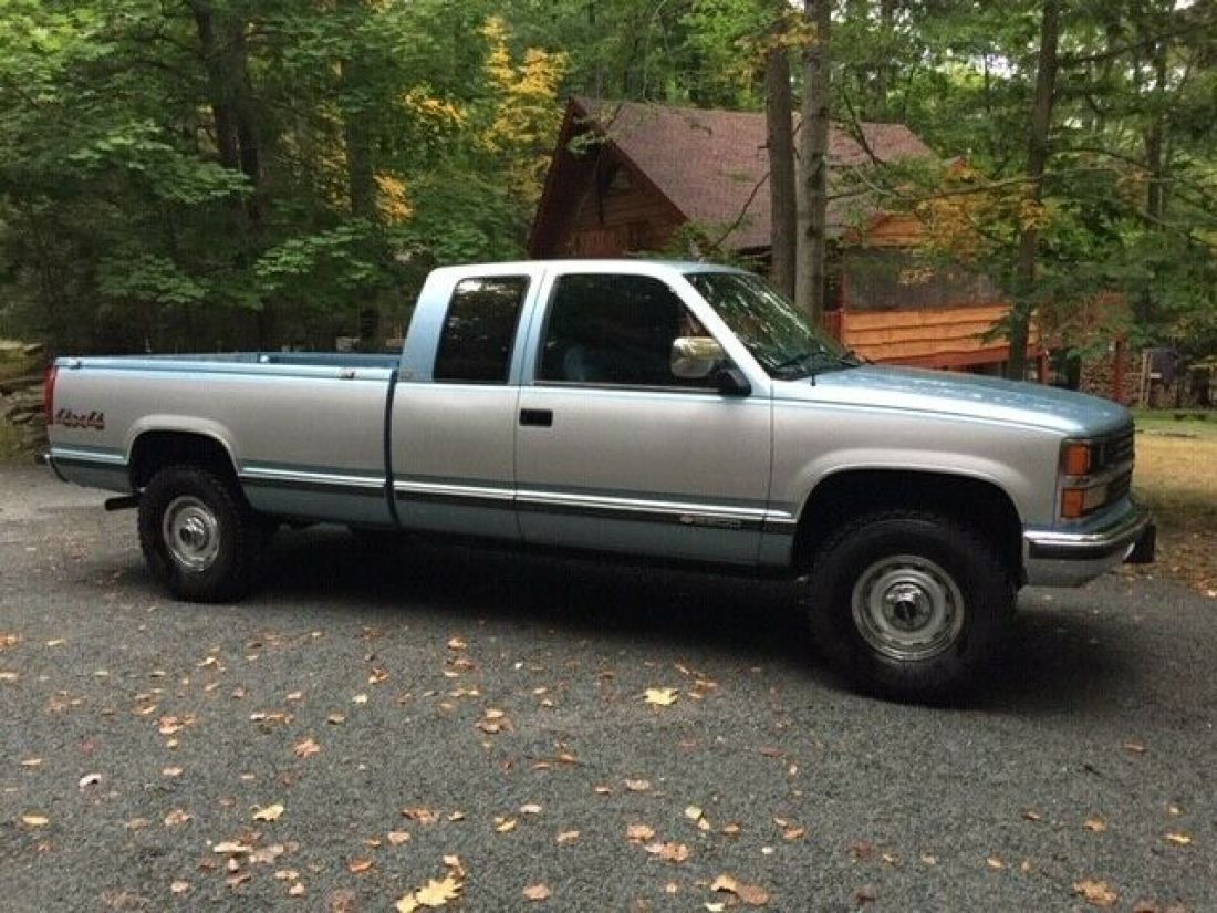 1989 Chevrolet C/K Pickup 2500 K2500 - photo 2