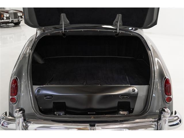 1961 Rolls-Royce Silver Cloud Sedan - photo 12