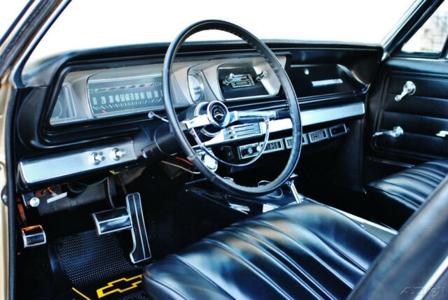1966 Chevrolet Impala SS Hardtop, 327 V8, Power Steering, A/C, - photo 13