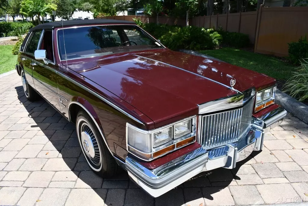 Simply Amazing 1980 Cadillac Seville 368ci V8 Auto just 32ks Stunning Estate Car 1980 Cadillac Seville Carriage roof leather Simply Stunning original !!