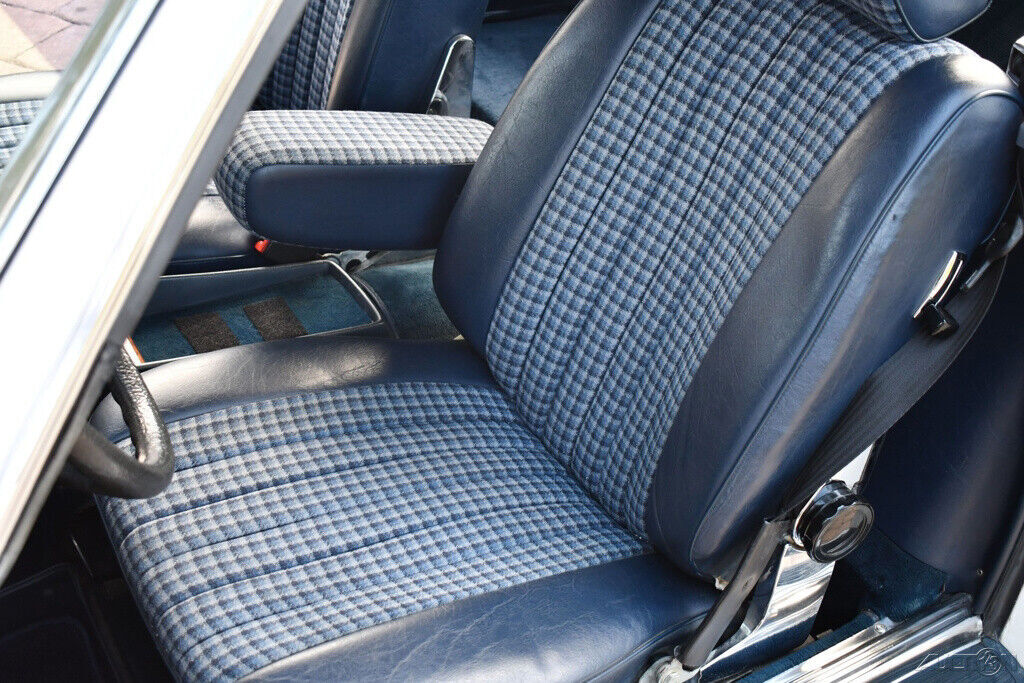 1984 Mercedes-Benz 200-Series Must Be Seen driven Buckets A/c Drives Amazing!! - photo 12