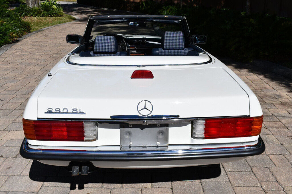 1984 Mercedes-Benz 200-Series Must Be Seen driven Buckets A/c Drives Amazing!! - photo 9