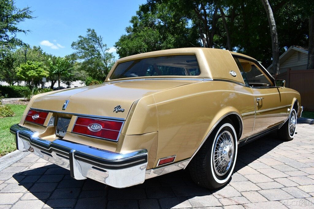 1985 Buick Riviera Collector condition 5L V8 Automatic Sunroof Loaded!! - photo 5