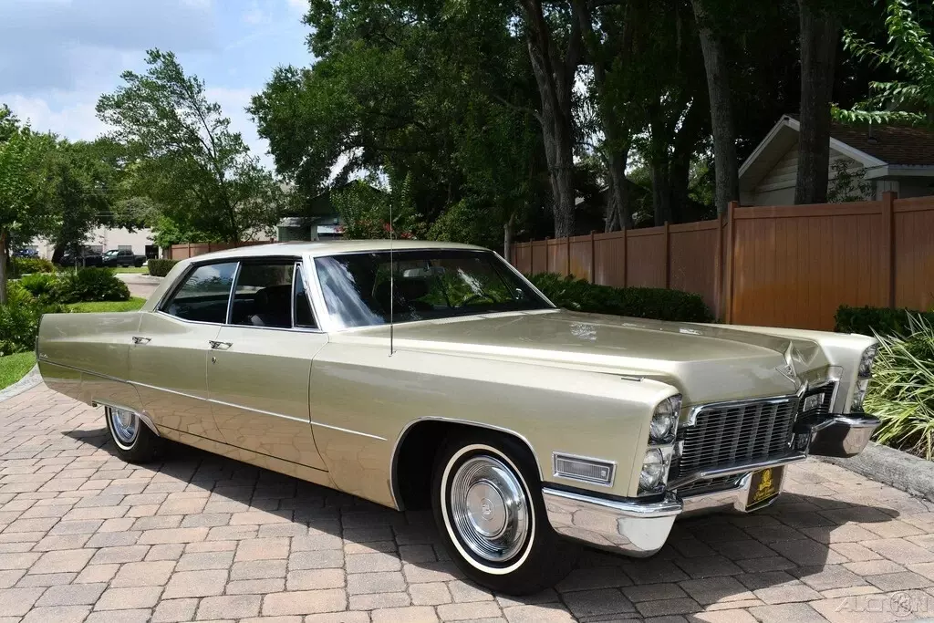 Simply Beautiful original 1968 Cadillac sedan Deville 4 door 60ks A/C Books Wow 1968 Cadillac DeVille Original Example just sweet.