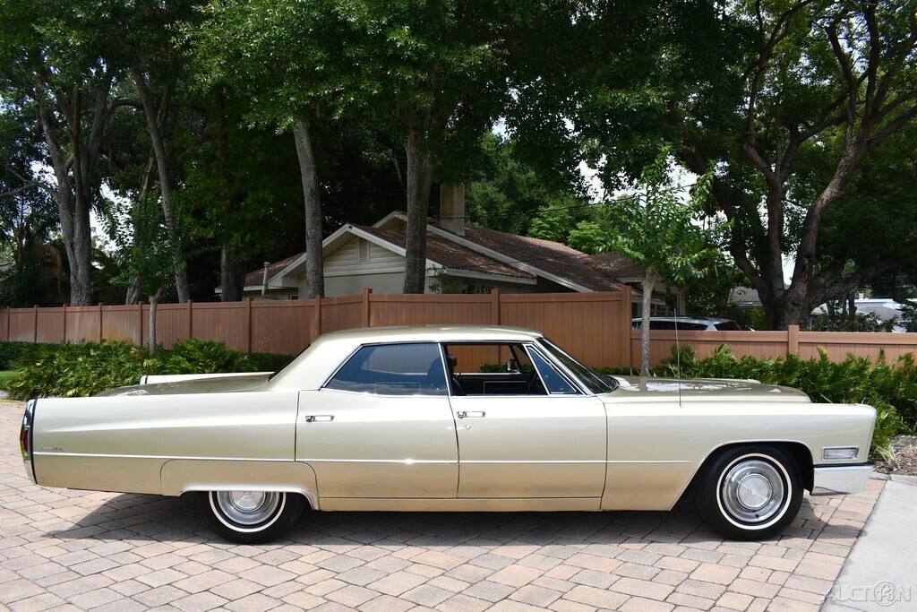 1968 Cadillac DeVille Original Example just sweet. - photo 4