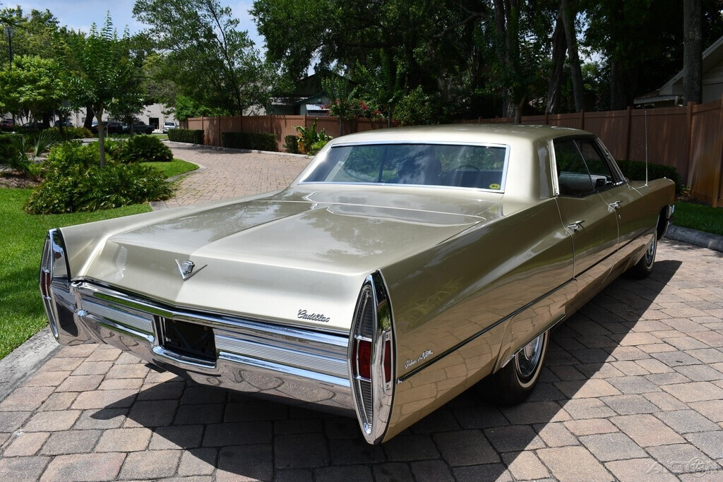 1968 Cadillac DeVille Original Example just sweet. - photo 6