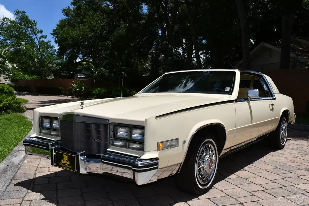 Simply Beautiful Original 1984 Cadillac Eldorado 4.1L V8 16V Coupe 1984 Cadillac Eldorado 2dr Coupe Biarritz Triple yellow 69ks