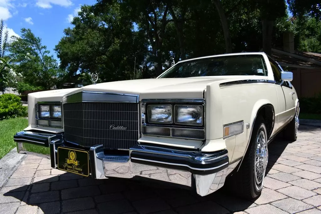 1984 Cadillac Eldorado 2dr Coupe Biarritz Triple yellow 69ks - photo 6