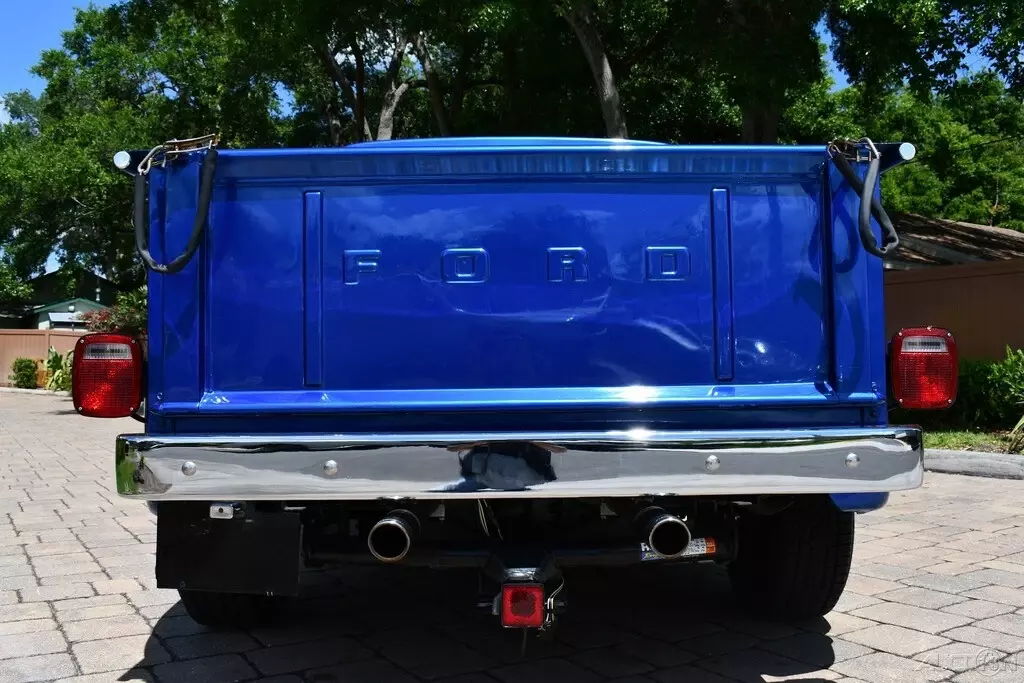 1977 Ford F-100 Beautiful Restoration Stunning color's - photo 12