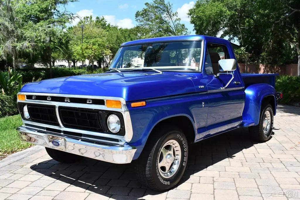 1977 Ford F-100 Beautiful Restoration Stunning color's - photo 4