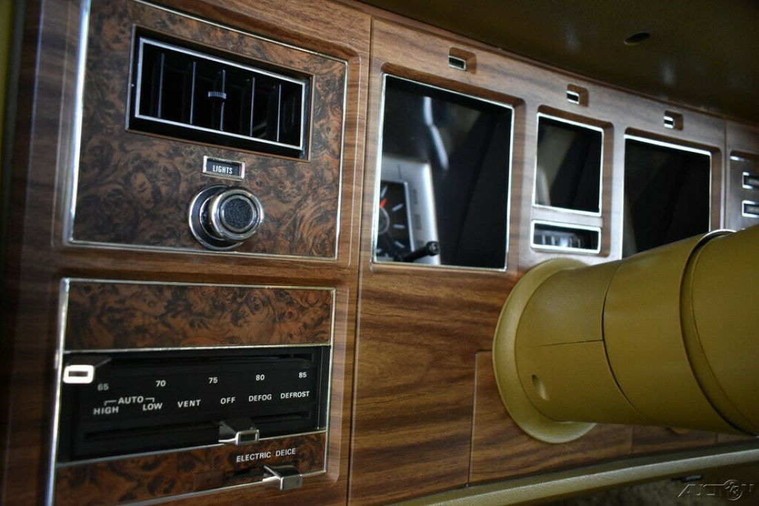 1974 Lincoln Mark IV 460ci Auto Fully Loaded Low Miles Estate Car - photo 12