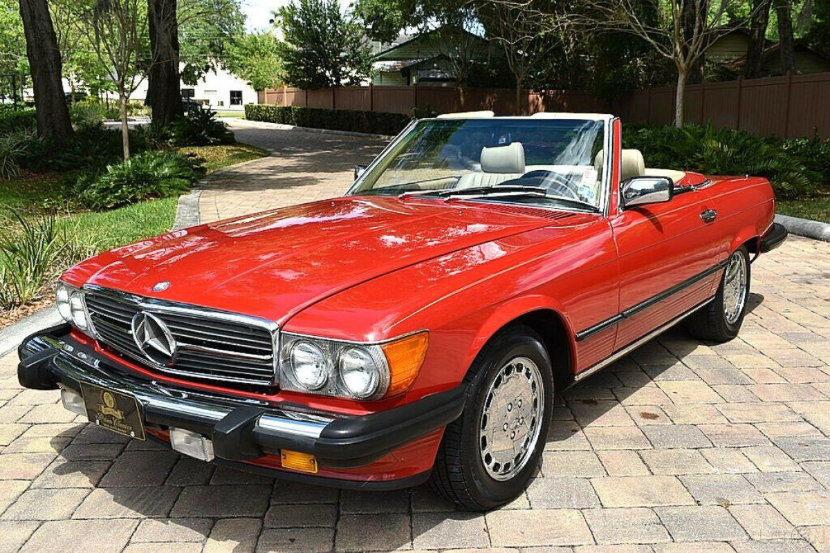 Simply Gorgeous 1988 Mercedes 560SL Convertible 5.6L V8 Automatic 80k Miles 1988 Mercedes-Benz 500-Series 2 Dr Convertible Hard Top & Soft Top