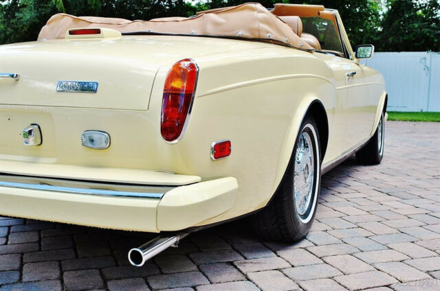 1982 Rolls-Royce Corniche Spectacular Convertible - photo 9