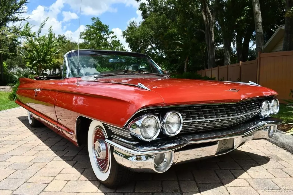 1961 Cadillac Convertible 390 v-8 loaded A/C Power Steering,