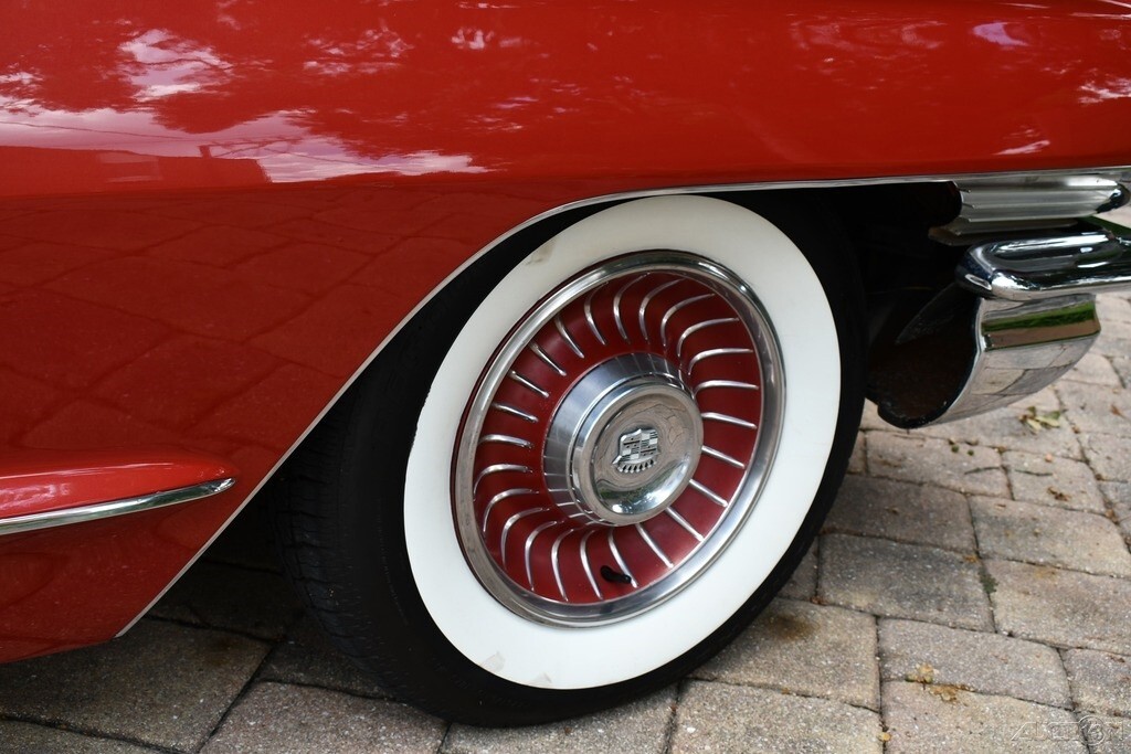 1961 Cadillac Convertible 390 v-8 loaded A/C Power Steering, - photo 10