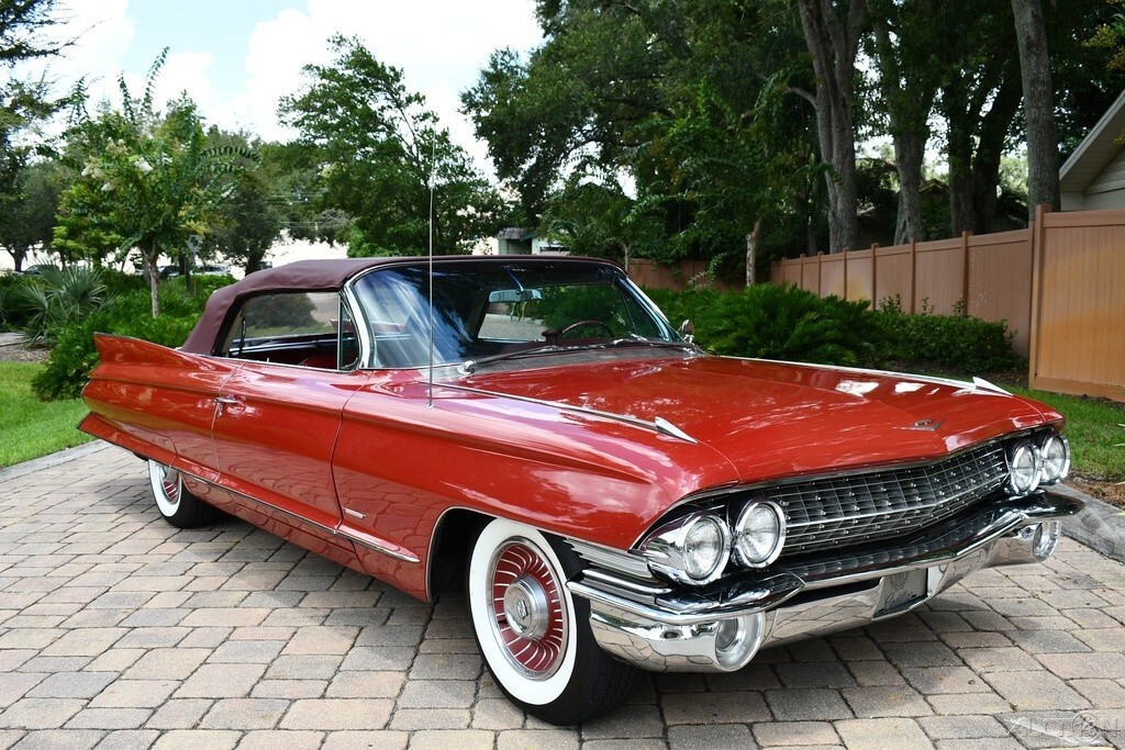 1961 Cadillac Convertible 390 v-8 loaded A/C Power Steering, - photo 5