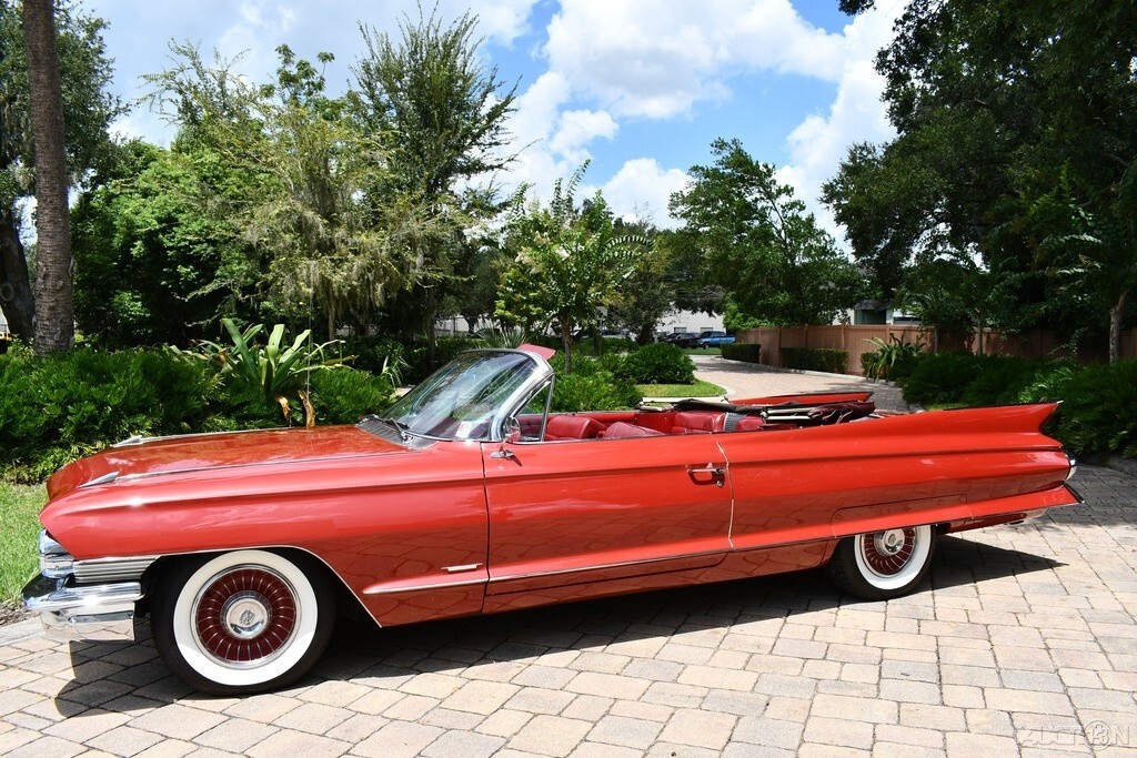 1961 Cadillac Convertible 390 v-8 loaded A/C Power Steering, - photo 7