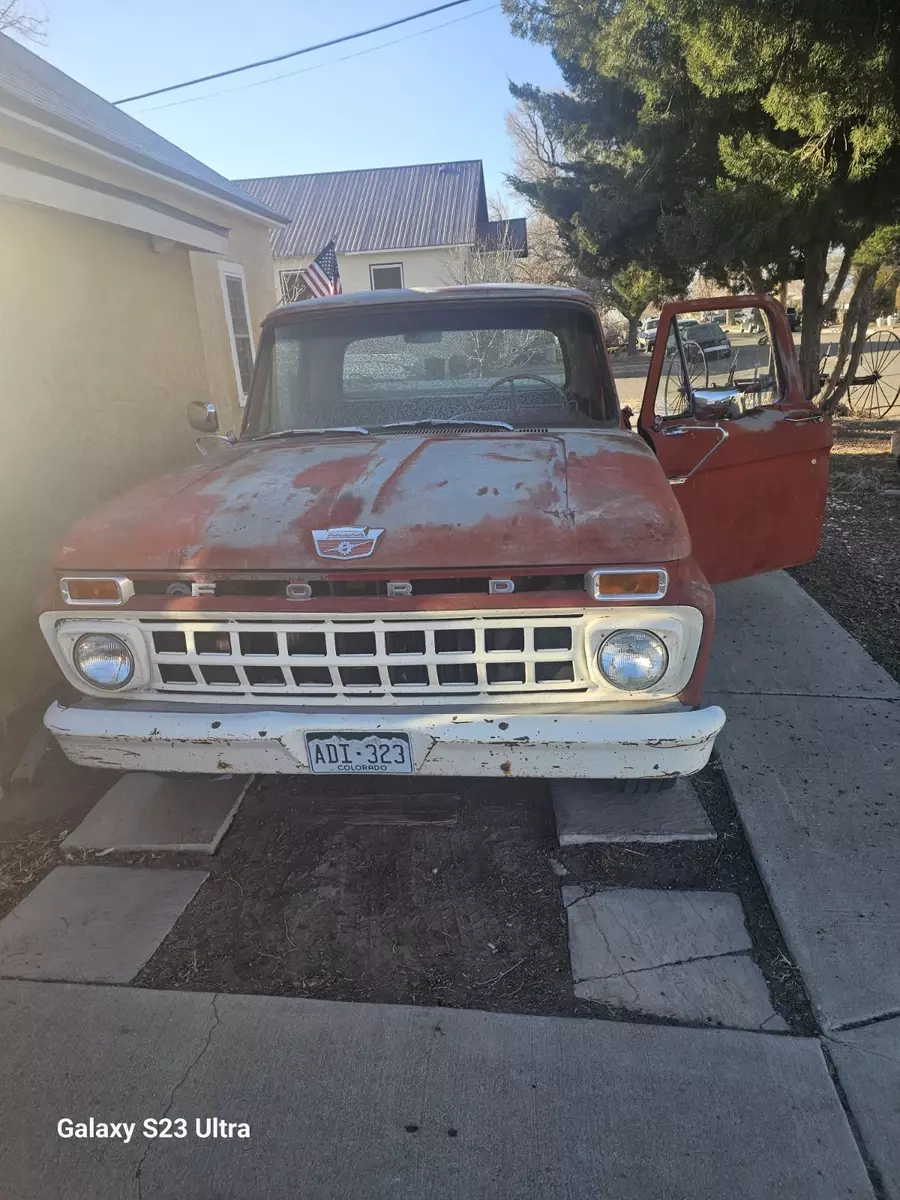 1965 Ford F-100