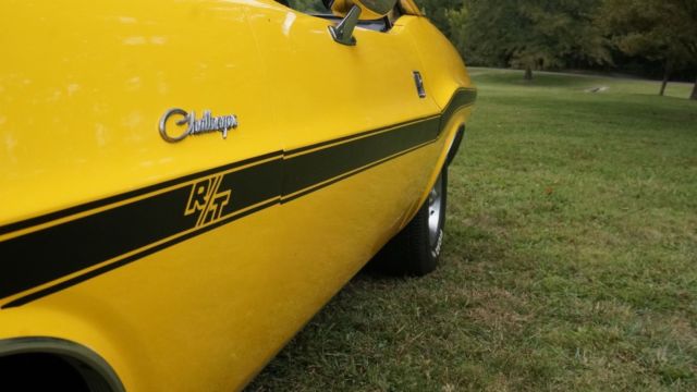 1970 Dodge Challenger R/T 6 PACK - photo 11