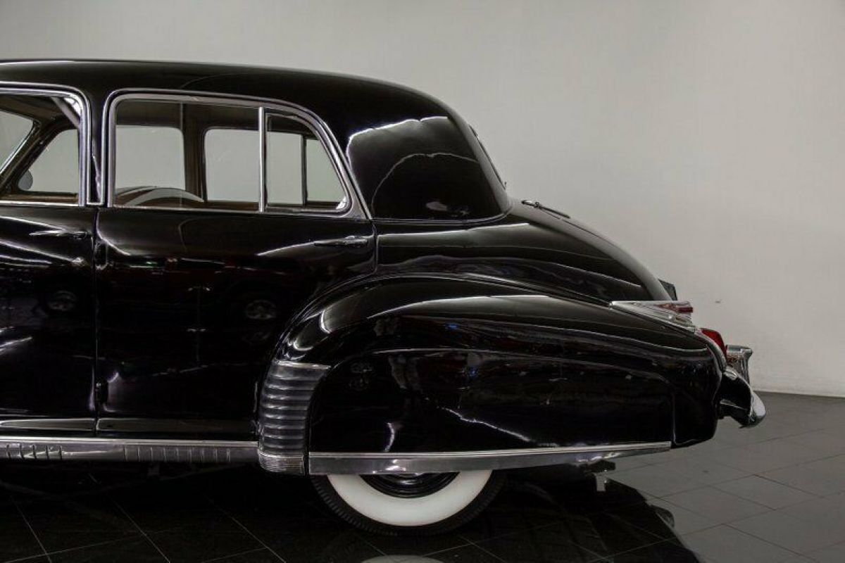 1941 Cadillac Sixty-Special Fleetwood Imperial - photo 8