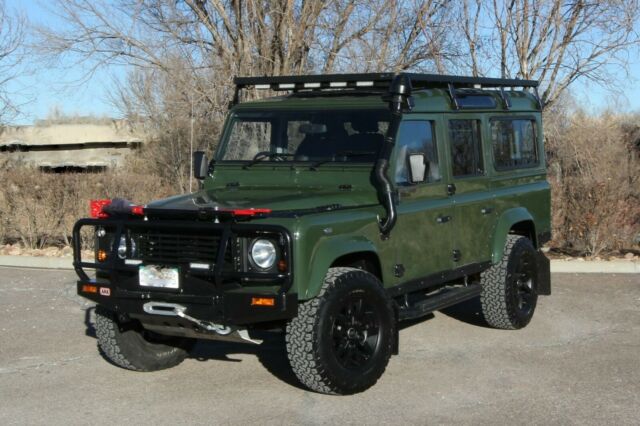 SKIP THE WAITING LIST!! ....AND HASSLE OF TITLE AND REG FOR A NEW IMPORT 1980 Land Rover Defender Fortress Edition
