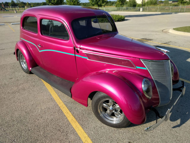 1937 Ford Tudor - photo 3