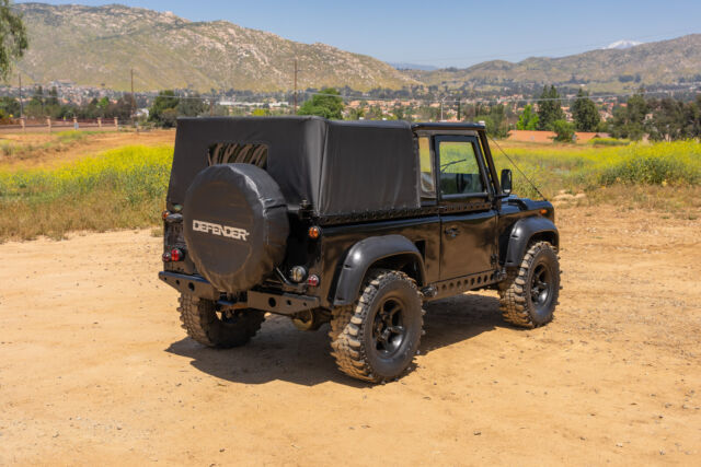 1993 Land Rover Defender - photo 11